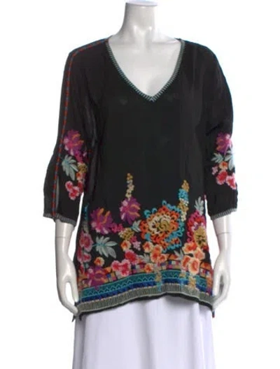 Pre-owned Johnny Was Floral Print V-neck Blouse In Black