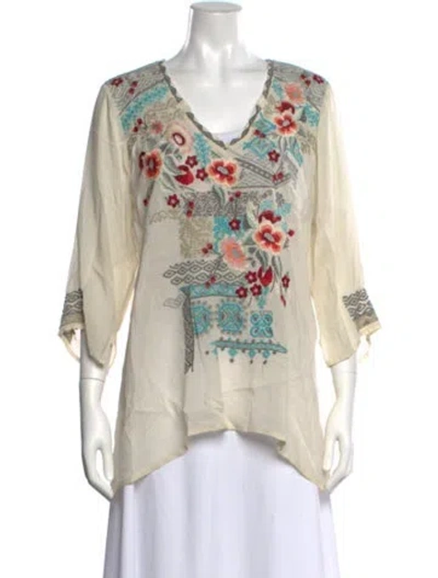 Pre-owned Johnny Was Floral Print V-neck Blouse In Neutrals