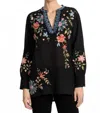 Johnny Was Kamiko Henley Voyager Tunic In Black In Black