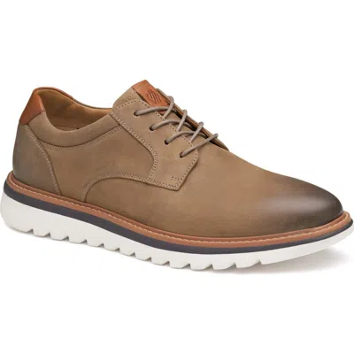 Johnston & Murphy Braydon Plain Toe Derby In Brown