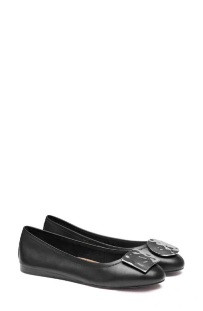 Johnston & Murphy Claire Ornamental Flat In Black