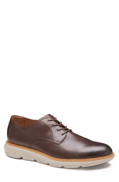 Johnston & Murphy Larkin Plain Toe Derby In Brown