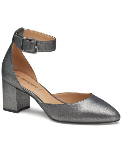 Johnston & Murphy Vicki Suede Pump