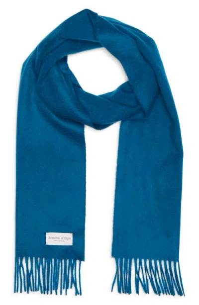 Johnstons Of Elgin Cashmere Fringe Scarf In Blue
