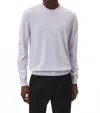 Johnstons Of Elgin Classic Cashmere Round Neck Sweater In Lavender In White