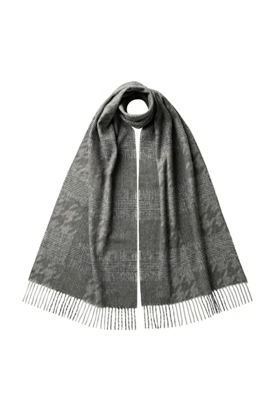 Johnstons Of Elgin Grey Highgrove Heritage Scarf In Gray