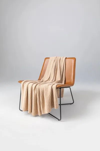Johnstons Of Elgin Texture Knitted Cashmere Throw In Oatmeal In Brown