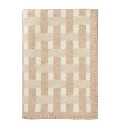 Johnstons Of Elgin Wool-cashmere Basketweave Throw In Neutral