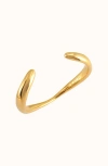 Joiana Jewelry Curved Cuff Bracelet In Gold