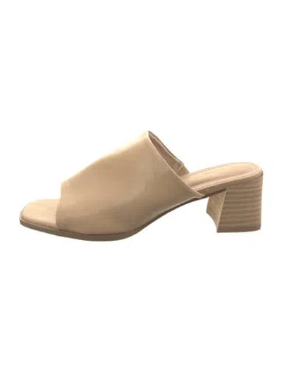 Pre-owned Joie Leather Slides In Neutral