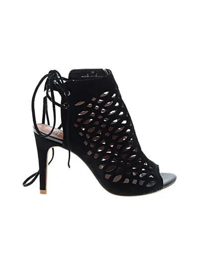 Pre-owned Joie Sandals In Black