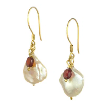 Jollz Jewellery Women's White / Gold / Green Gold Vermeil Keshi Pearl And Garnet Wire Earrings