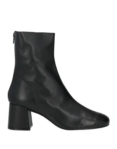 Jonak Denonie Woman Ankle Boots Black Size 9 Leather