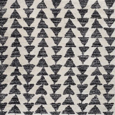 Jonathan Y Aisha Moroccan Triangle Geometric Area Rug In Cream/black