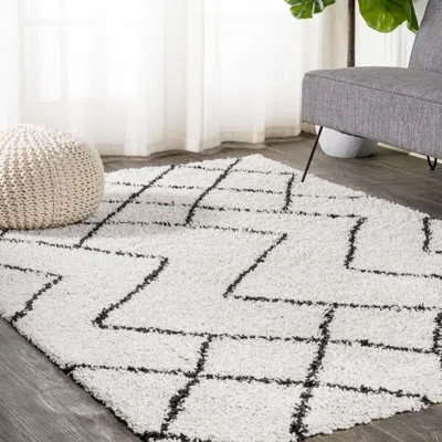 Jonathan Y Alcudia Geometric Shag Area Rug In Beige/dark Gray