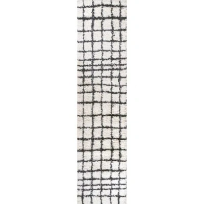 Jonathan Y Arenal Geometric Grid Shag Area Rug In White/gray