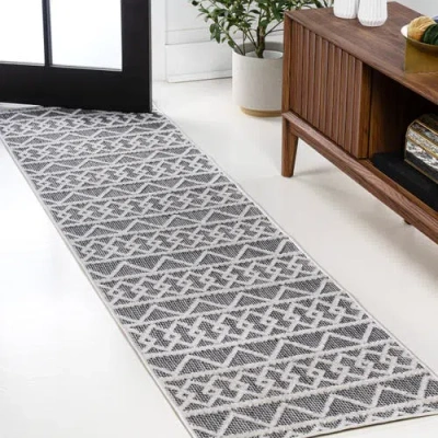 Jonathan Y Aylan High-low Pile Knotted Trellis Geometric Indoor/outdoor Area Rug In Black/ivory