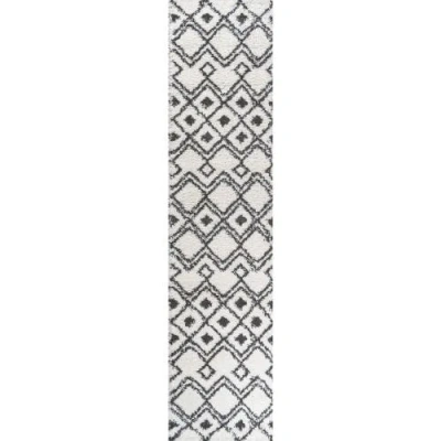 Jonathan Y Caimari Moroccan Diamond Shag Area Rug In White/gray
