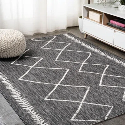 Jonathan Y Derya  Diamond Trellis Indoor/outdoor Area Rug In Black/ivory