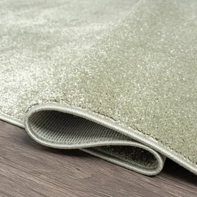 Jonathan Y Haze Solid Low-pile Area Rug In Green