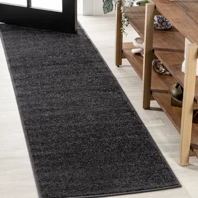 Jonathan Y Haze Solid Low-pile Area Rug In Onyx-black