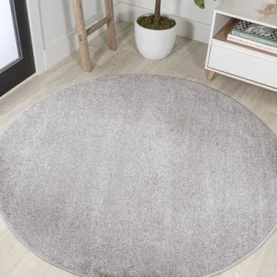 Jonathan Y Haze Solid Low-pile Round Area Rug In Gray