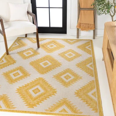Jonathan Y Lior Geometric Moroccan Diamond Indoor/outdoor Area Rug In Yellow/cream
