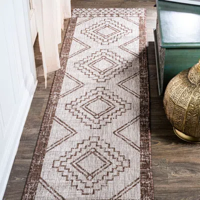 Jonathan Y Marokko Diamond  Medallion Indoor/outdoor Area Rug In Beige/brown