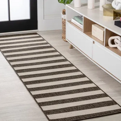 Jonathan Y Negril Two-tone Wide Stripe Indoor/outdoor Area Rug In Black/beige