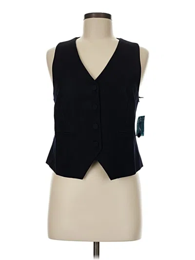 Jones & Co Vest In Black