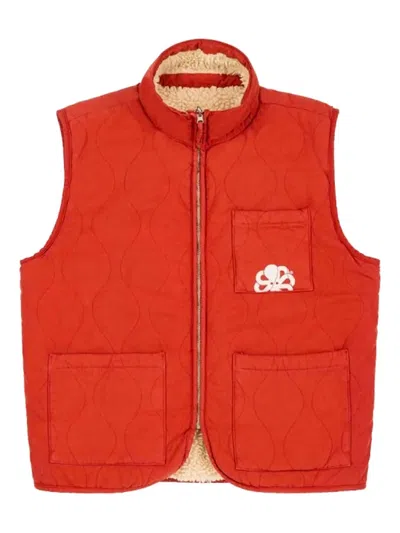 Jonsen Island Quilted Reversible Gilet In Red
