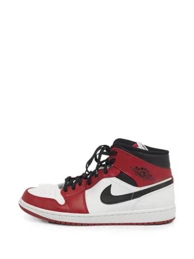 Pre-owned Jordan 1 Chicago Mid Top Sneakers In Red