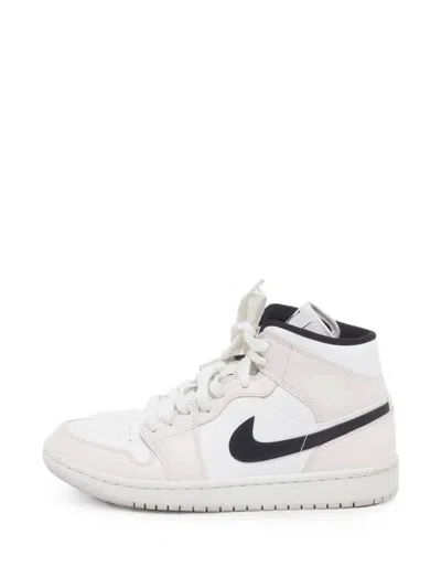 Pre-owned Jordan 1 High-top Sneakers In White