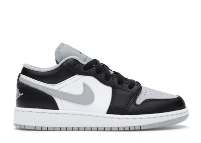 Pre-owned Jordan 1 Low Grey Toe Sneakers In Black/light Smoke Grey