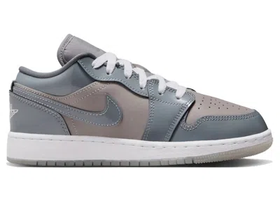 Pre-owned Jordan 1 Low Se Sneakers In Medium Grey/white/cool Grey