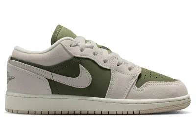 Pre-owned Jordan 1 Low Se Sneakers In Medium Olive/sail/light Orewood Brown