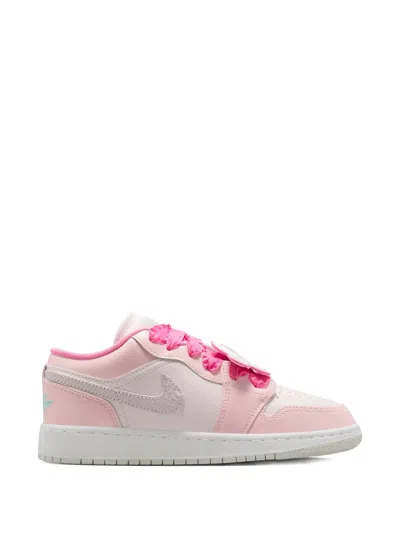 Jordan 1 Low Se Sneakers In Pink