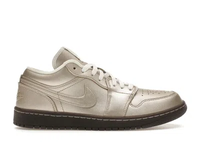 Pre-owned Jordan 1 Low Se (women's) Sneakers In Metallic Zinc/summit White/velvet Brown