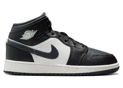 Pre-owned Jordan 1 Mid Toe Sneakers In Black/summit White/off Noir