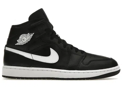Pre-owned Jordan 1 Mid (women's) Sneakers In Black/white