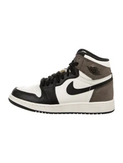 Pre-owned Jordan 1 Retro High Dark Mocha (gs) Sneakers In White