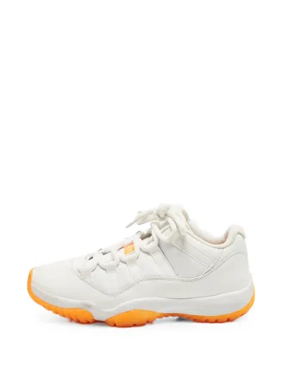 Pre-owned Jordan 11 Retro Low-top Sneakers In White