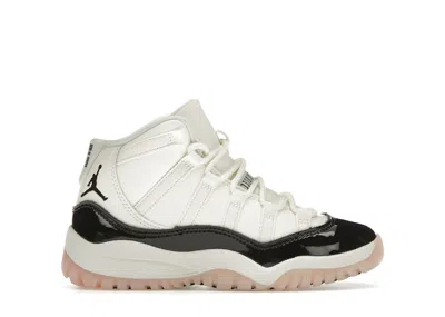 Pre-owned Jordan 11 Retro Neapolitan Sneakers In Sail/velvet Brown/atmosphere