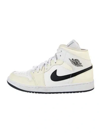 Pre-owned Jordan 2021 Leather Sneakers In White