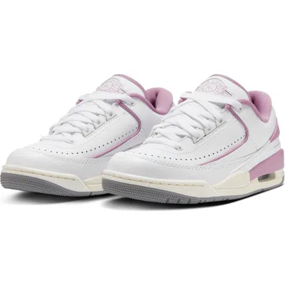 Jordan 2/3 Sneaker In Multi