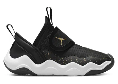 Pre-owned Jordan 23/7 Sneakers In Black/white/metallic Gold