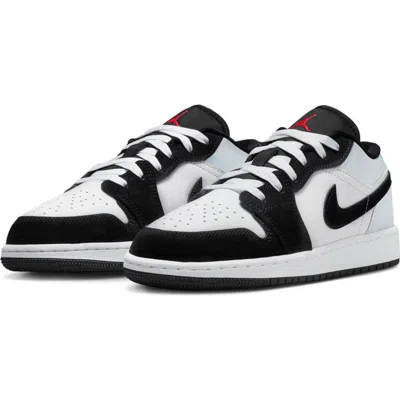 Jordan Air  1 Low Se Basketball Sneaker In White/fire Red/black