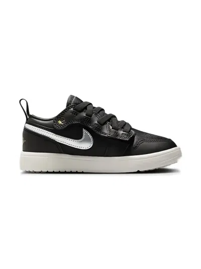 Jordan Air  1 Low Se "black/metallic Gold" Sneakers