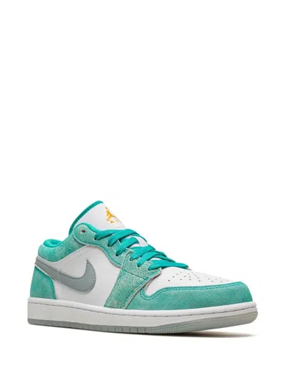 Jordan Air  1 Low Se Sneakers In Green