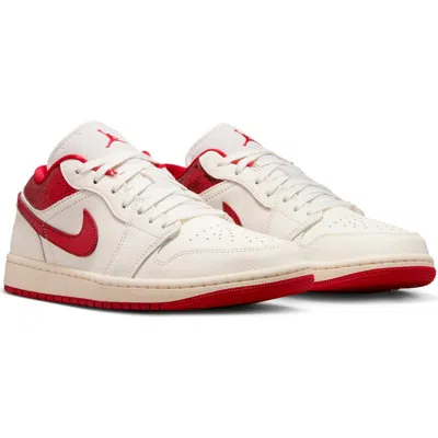 Jordan Air  1 Low Se Sneaker In Multi